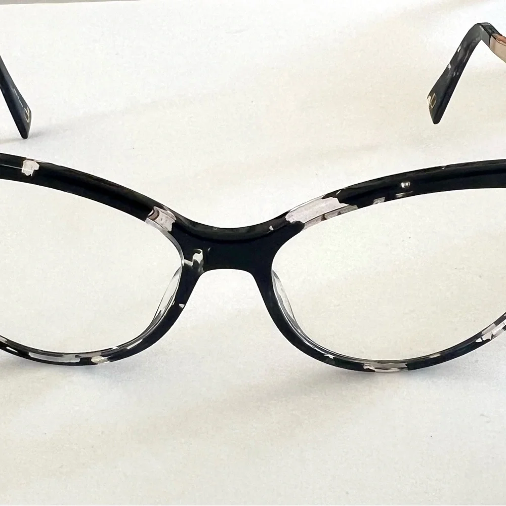 Marc Jacob’s and Ralph Lauren frames, set of two Stylish Black and Gold frames.
